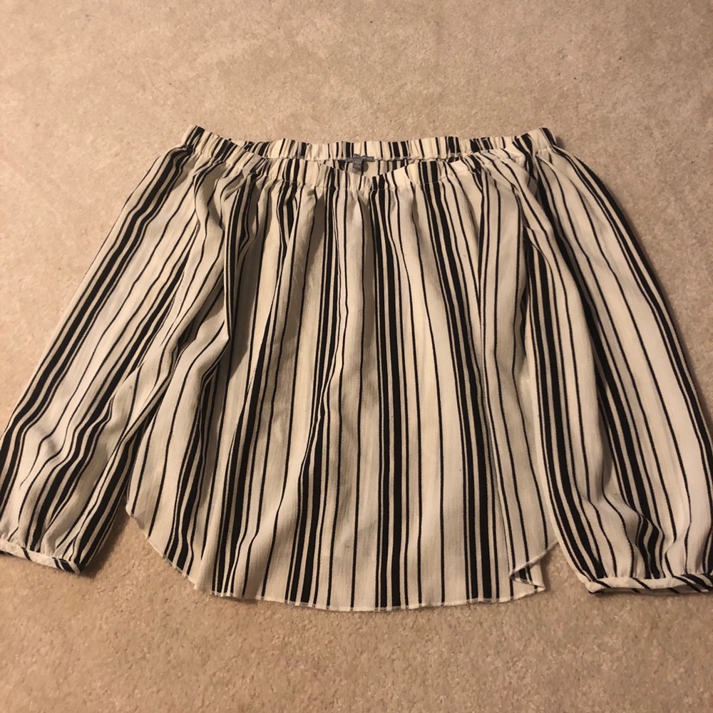 Stripped off the shoulder shirt